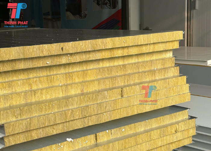 giá panel Thịnh Phát 5