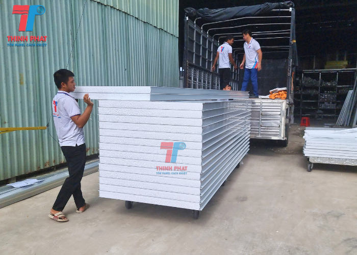 giá panel Thịnh Phát 9