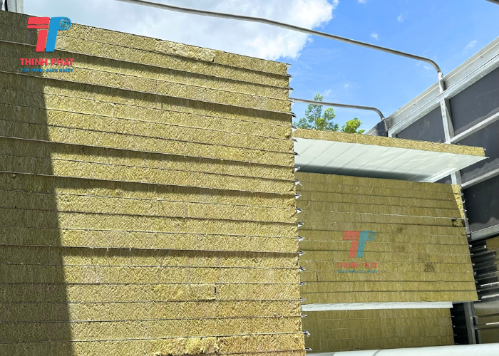 giá panel Rockwool tháng 7 8