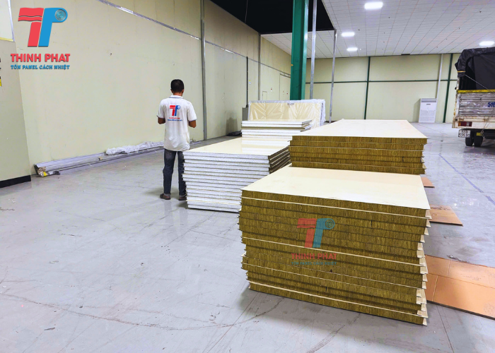 giá tấm panel vách ngăn 3