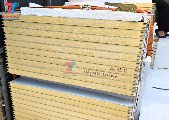 giá vách panel PU 1