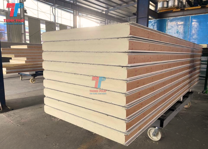 giá vách panel PU 2