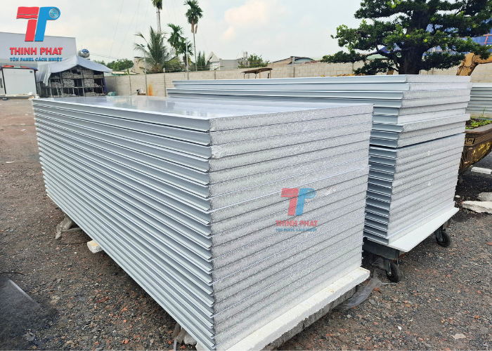 giá panel EPS tháng 8 2
