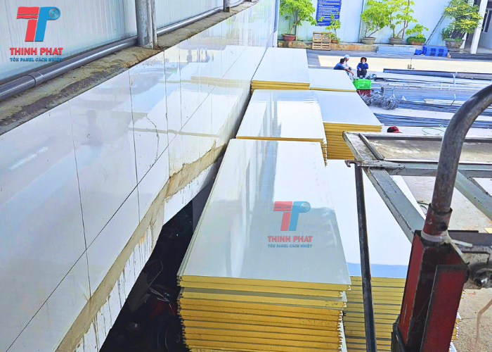 giá panel PU tháng 9 3