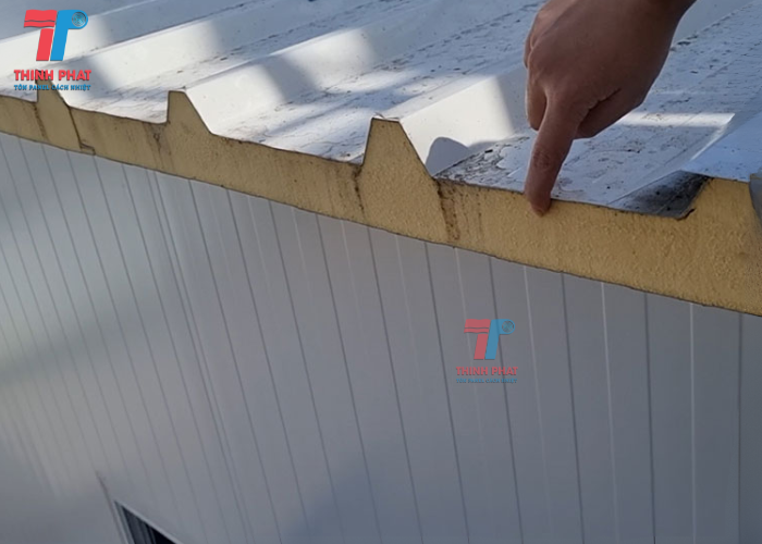 giá panel mái tháng 10 5