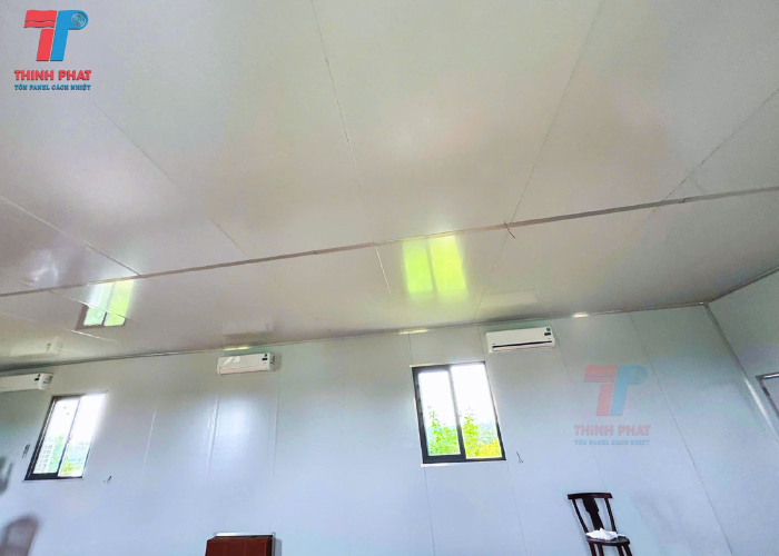 trần cách nhiệt nhà xưởng 8