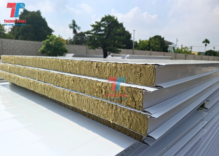 giá tấm panel cách nhiệt 5cm 2