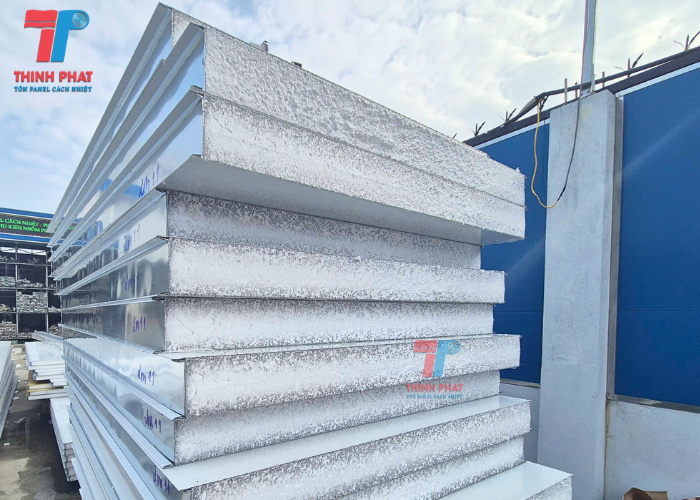 gía tấm panel EPS tháng 11 5