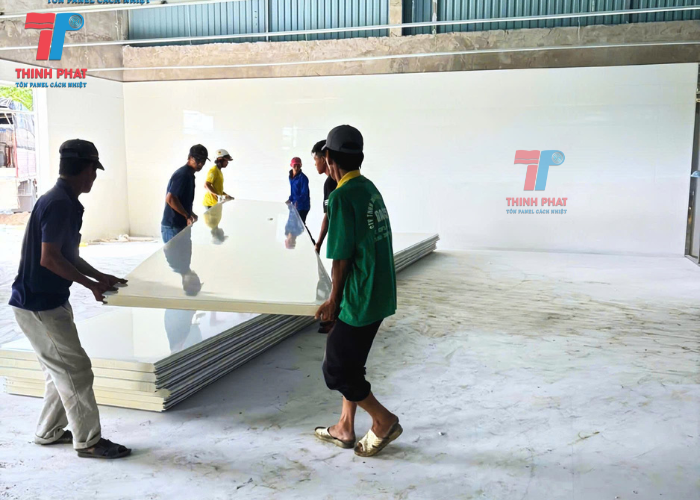 giá tấm panel PU tháng 11 7