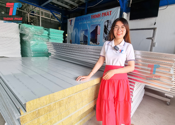 giá tấm panel Rockwool tháng 11 6