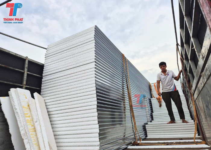 mua tấm panel ở đâu 3