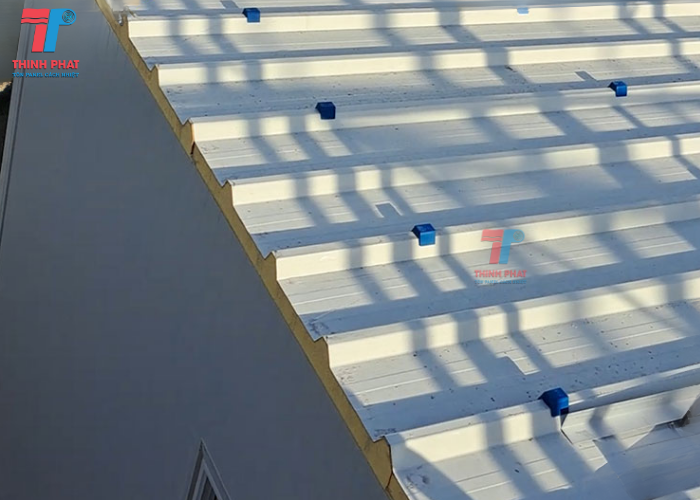 tấm panel lợp mái 2