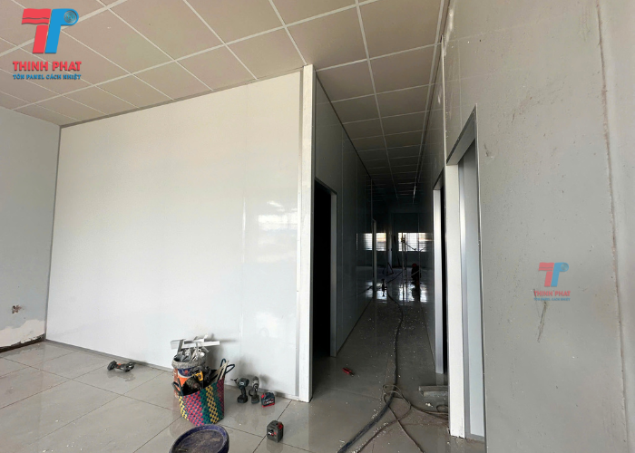 tấm panel ngăn vách 6