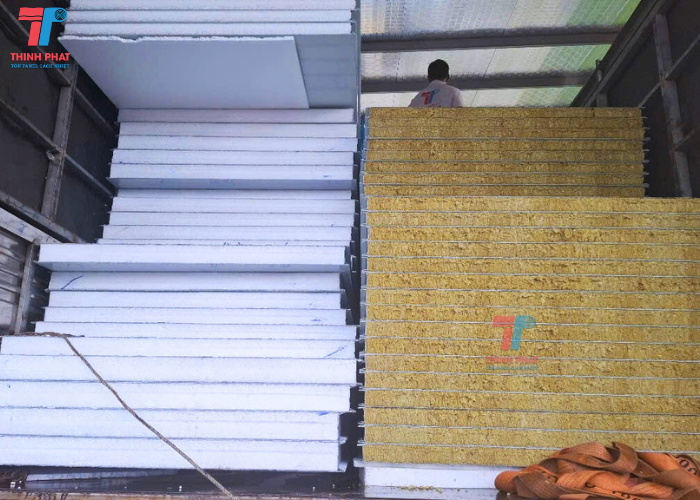 vách panel bông khoáng 2