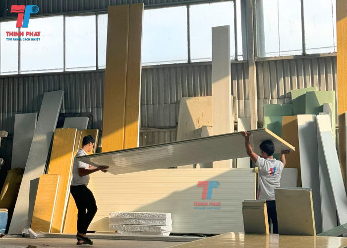 giá panel PU tháng 12 6