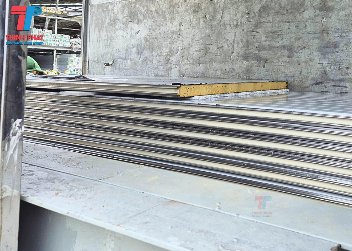 giá tấm panel inox 1