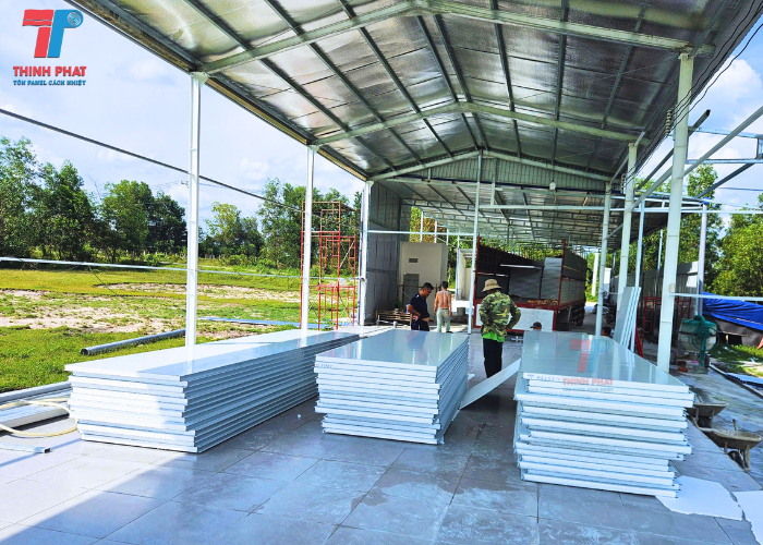 nhà panel cấp 4 2