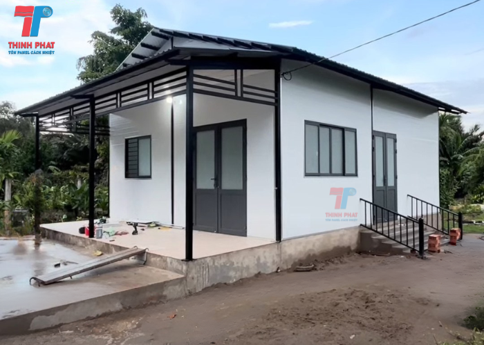 nhà panel cấp 4 8
