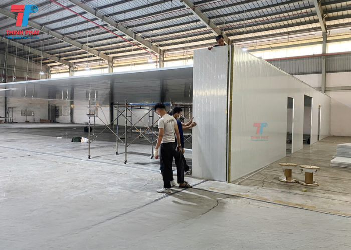 vách panel ngăn phòng 4