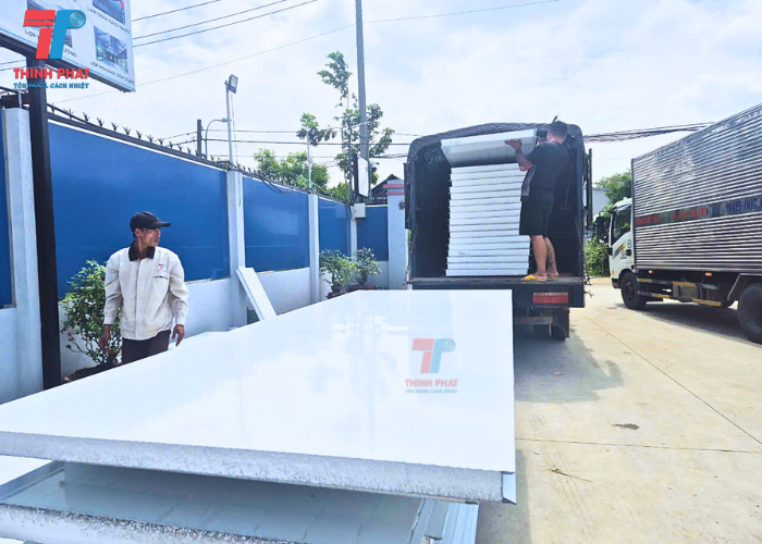 vách panel ngăn phòng 6