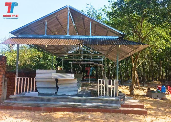 giá panel EPS 75mm 4