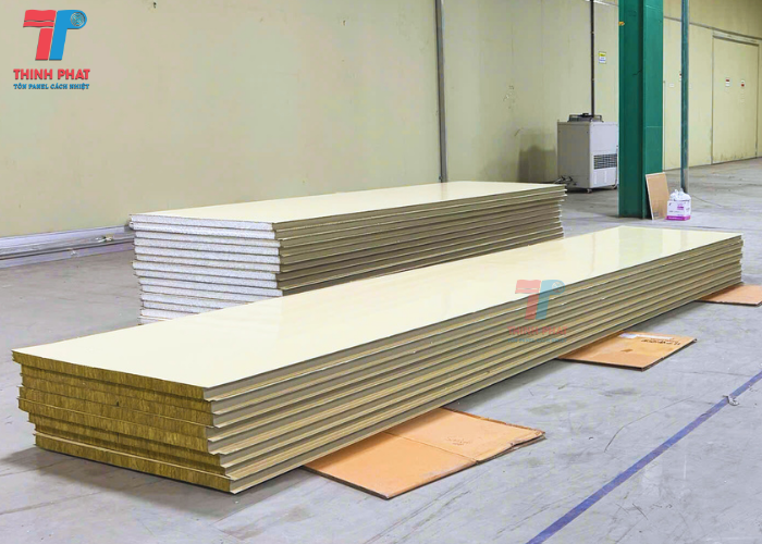 panel cách nhiệt chống cháy 5