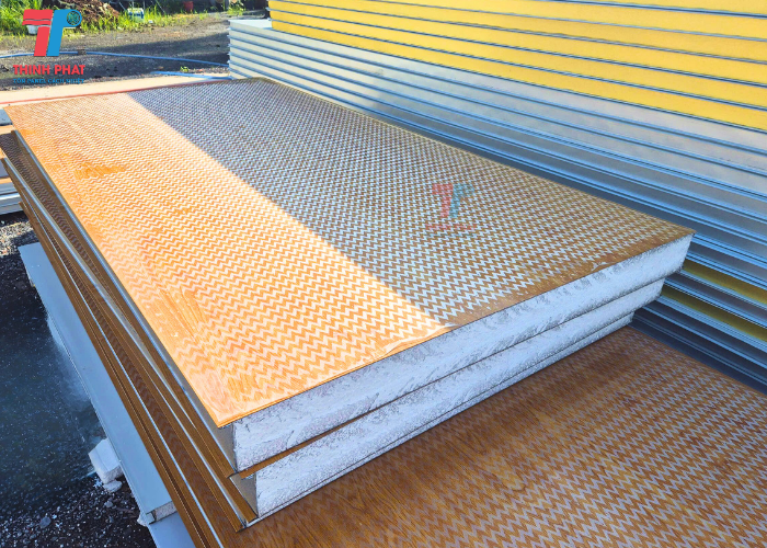 tấm panel màu gỗ 1