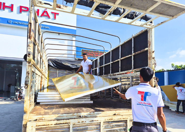 tấm panel màu gỗ 8