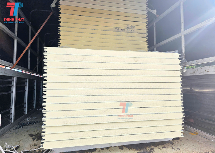 tấm panel PU giá bao nhiêu 5