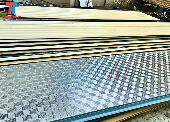 tôn PU giấy bạc 1