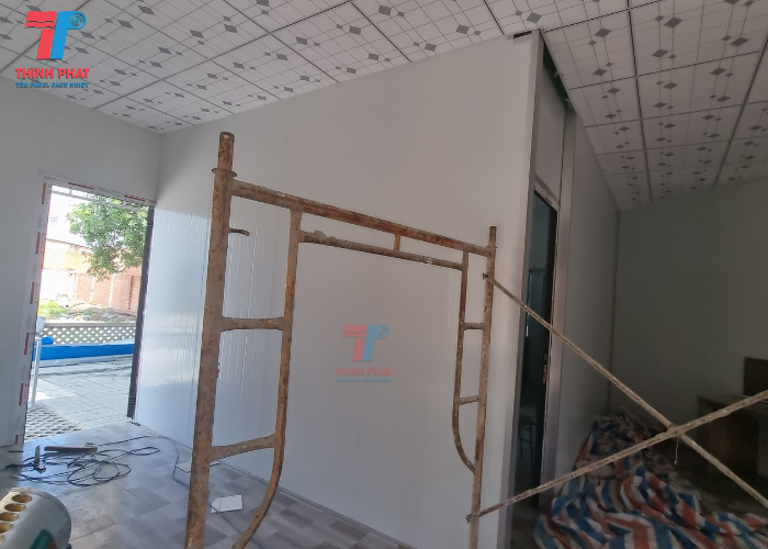 tấm panel làm vách ngăn 2