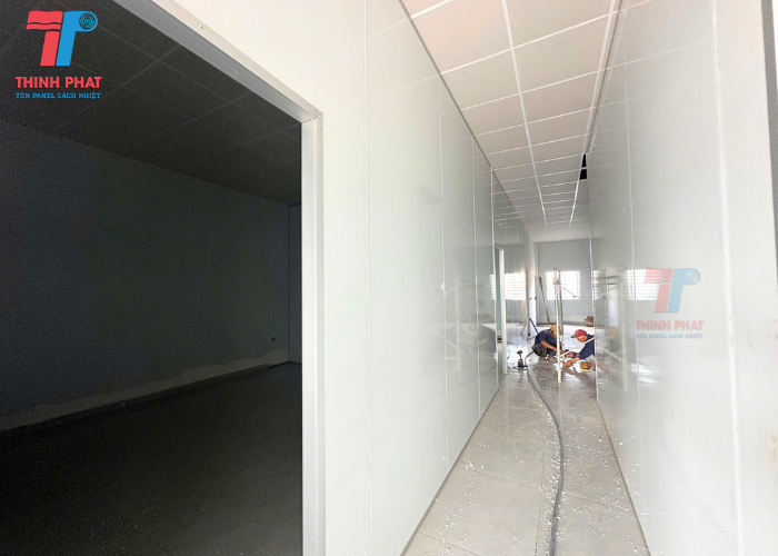 thi công tấm panel EPS 2