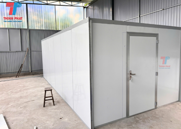 giá cửa panel 1 cánh 4