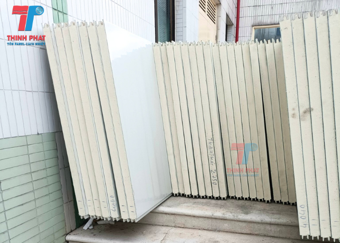 giá panel PU 50mm 2