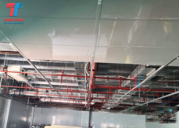 giá panel PU 50mm 4