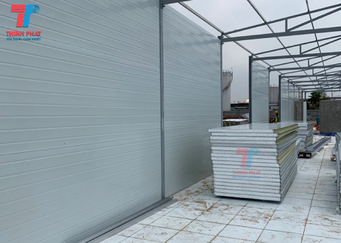 giá tấm panel EPS tháng 4 4