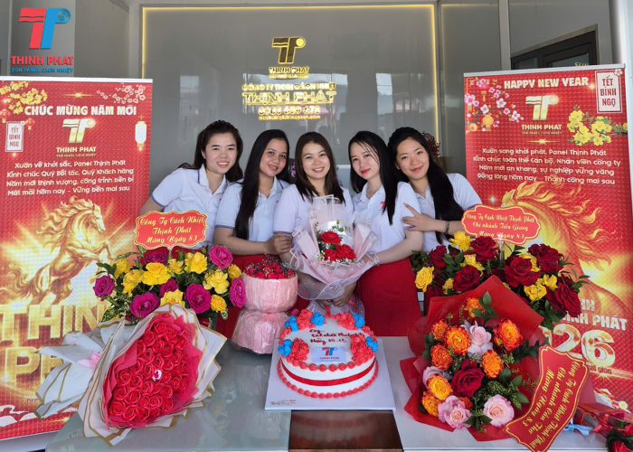 ngày Quốc tế Phụ Nữ 2