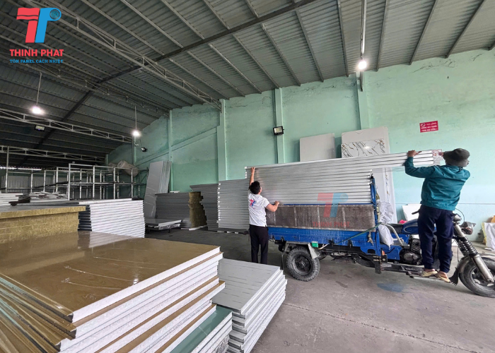 tấm panel EPS cách nhiệt giá rẻ 6