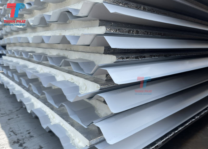 tôn cách nhiệt giá bao nhiêu tiền 1