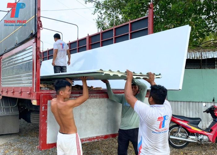 tôn PU có mấy loại 8