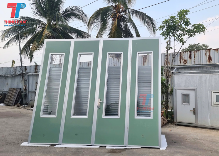 cửa panel 4 cánh 2