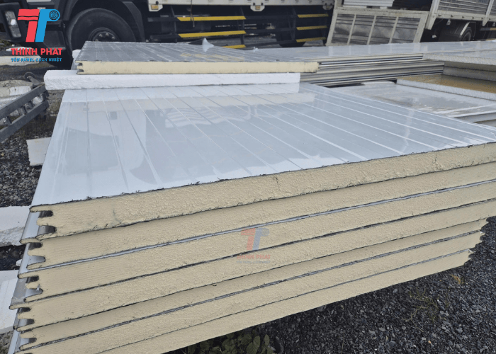 panel làm kho lạnh 3