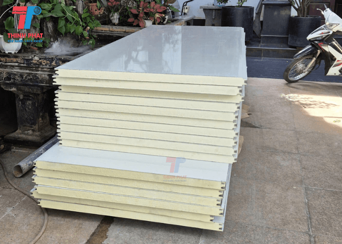 panel làm kho lạnh 4
