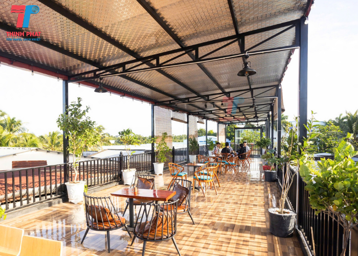 tôn cách nhiệt quán cà phê 1