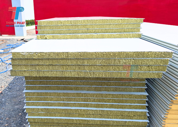 tôn panel Rockwool