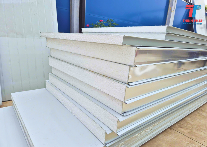 tấm panel eps vách trong màu trắng sữa
