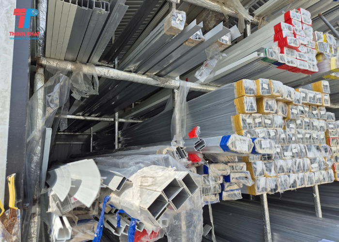 kho phụ kiện nhôm panel giá rẻ