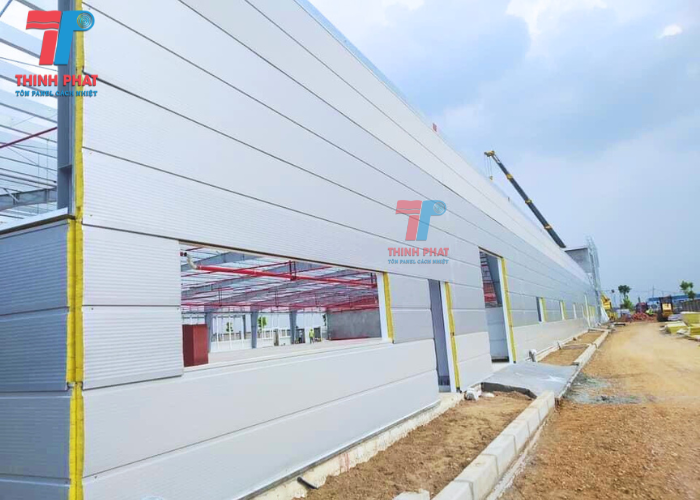 công trình panel vách ngoài chống cháy rockwool