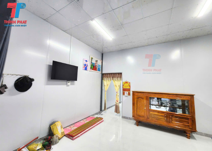 vách panel eps màu trắng sữa đẹp sáng thoáng