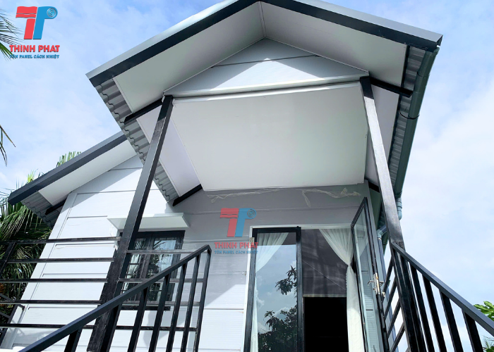 tổng quan bề mặt căn nhà sàn lắp ghép panel 15x5